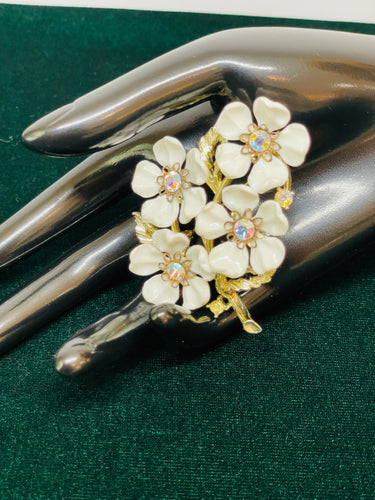 1960’s White and AB Rhinestones Floral Cluster Brooch